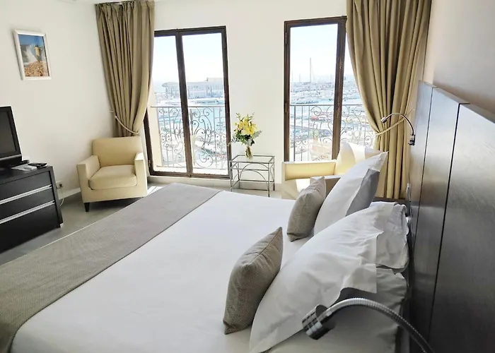 Cassis Loc - Chambre Meublée